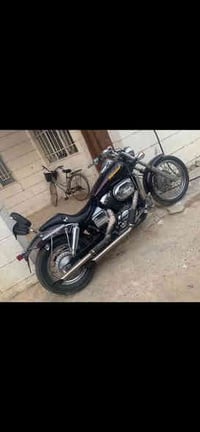 تحياتي المدير الكروب  هوندا شادو  سلاشر 2006. مكفوله الدراجة محرك. كير...