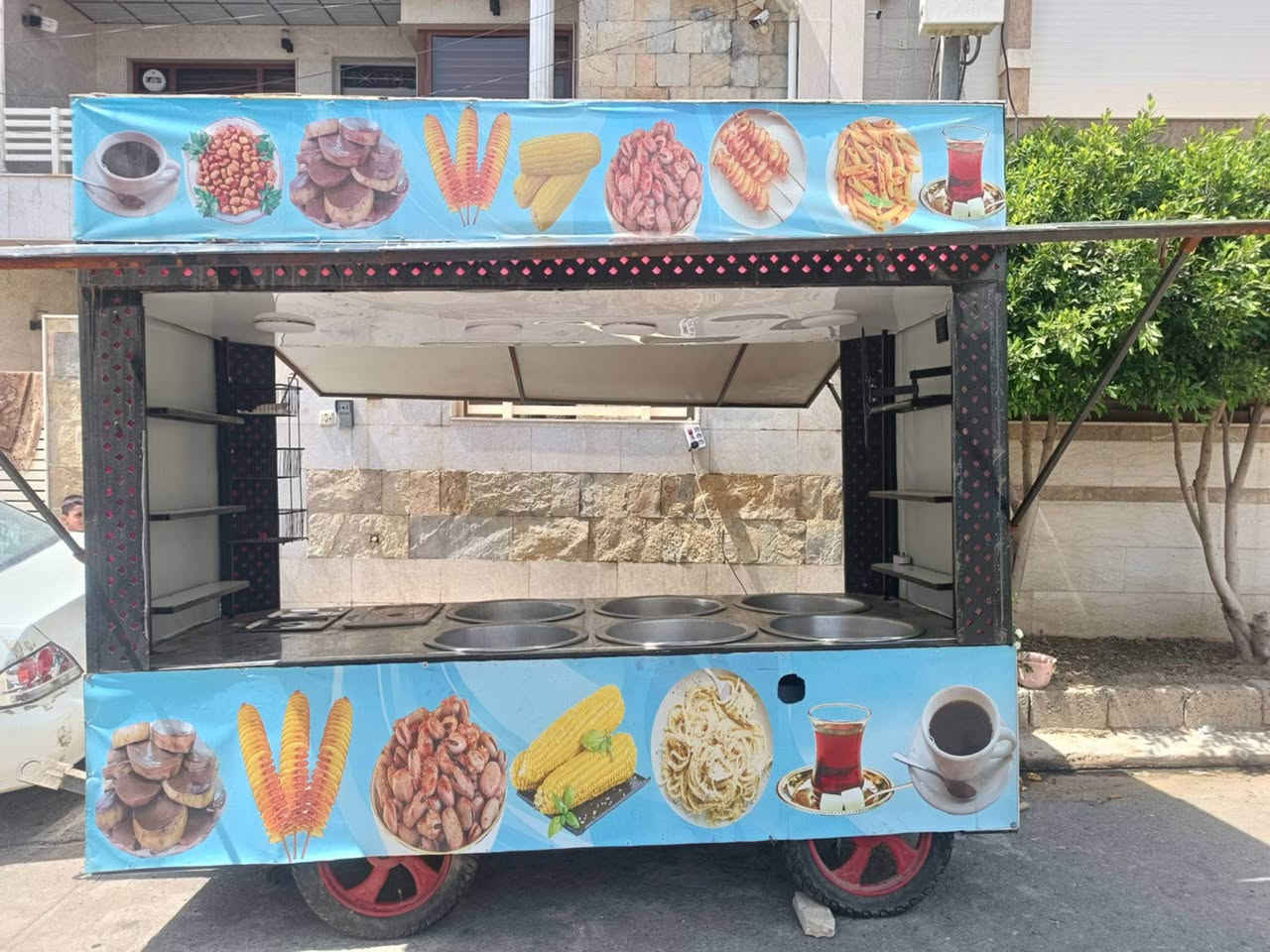عارەبانەی خواردن دروست كردن تازە بەڕادان دراوە زۆر زۆر توند و تۆڵە شەش دانە تەشتی هەیە شوێنی برنجی هەیە تایەكانی شەفتە بە ماتۆڕ یا بە سەیارە ڕادەكێشرێ هەتا بەغداش بتەوێ دەڕوا جێگای نزیكی هەشت خاز زیاتری هەیە كارەبای هەیە هەموو بۆڕیەكانی دوو ملیمە سێ ملوێن زیاتری تێچوە ئێستا بە ملیۆنەك و 900هەزاری دەفڕۆشی لە هەولێر . هەولێری نوێیە أربيل, العراق


**إذا كنت صاحب هذا الإعلان وتريد حذفه لأي سبب، رجاءا أرسل رسالة إلى الدعم الفني**