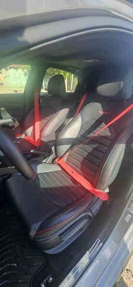 سلام عليكم 
كيا فورتي موديل ٢٤ gt فووول للاخير كير عادي ماشية ١١ الف كلين بدون ضرر السونار موضح فقط نصف دعامية صبغ رقم شمالي باسمي مكاني بغداد *********** 
١٦٠ وبيه مجال
