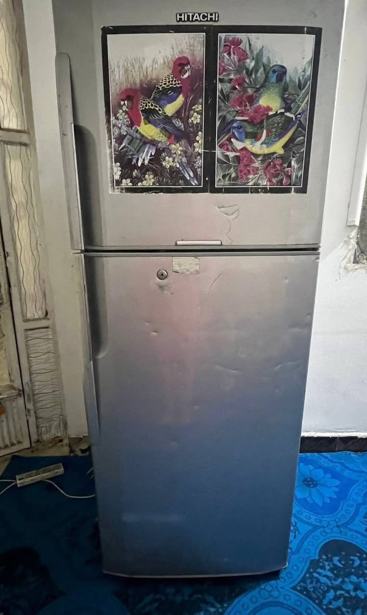 ثلاجة شغالة تبريد وتجميد غراضها موجودة كاملة ١٥٠

ميز مكتبي ب٣٥ 

غسالات وحدة بس غسل ٤٥ ووحدة هيكل فقط 
مكاني قرب تقاطع درويش


**إذا كنت صاحب هذا الإعلان وتريد حذفه لأي سبب، رجاءا أرسل رسالة إلى الدعم الفني**