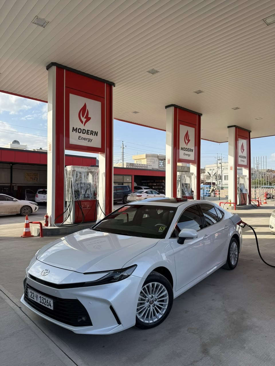 سلام عليكم تويوتا كاميرى موديل2025سياره كفاله عامه سياره شركه ساز سياره رقم اربيل  سياره زيرو ماشيه30الف ماكن اربيل ***********كتاب جام اسود 80%
