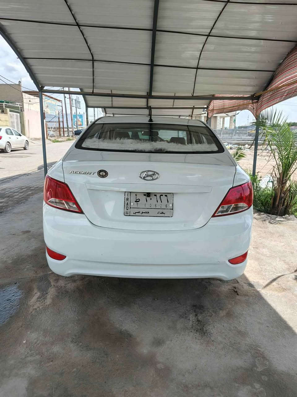 السلام عليكم
ملاحظة راعيه يريد مداور

اكسنت ١٦ للبيع رقم بغداد سنويه لل٢٩
بيه بارد بسيط بالجاملغ الايمن 
و بالباب الجهة الثانيه
كير مكينه ع الشرط
التبريد كمبريسر جديد فقط ربط 
للاستفسار الاتصال*********** النجف, العراق
