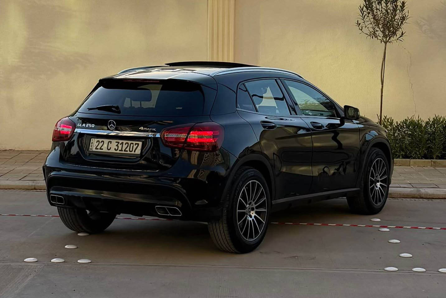 مارسيدس GLA250 موديل 2018 خليجيه قطعتين صبغ فول مواصفات ماشيه 74 الف جاهزه السياره بدون نقص محرك 4 سلندر 2000 
بيع او مراوس مكان السياره بغداد مجمع بسمايا
واتس اب *********** بغداد, العراق
