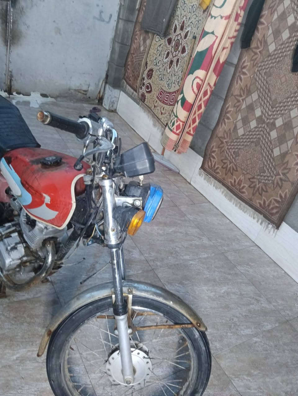 السلام عليكم ..
دراجه ايراني للبيع اوراق بسمي وكيلها الحيدري  جاهزه كهربائيات كلها شغاله 
#السعر ..400  الشراي يتصل عالرقم.. ***********

