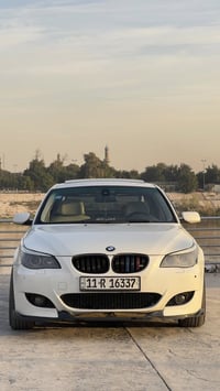 BMW e60 2010  للبيع فقط  فول موصفات 1/1 مكينه 3000 n52 نوزل قصير مرغوب...