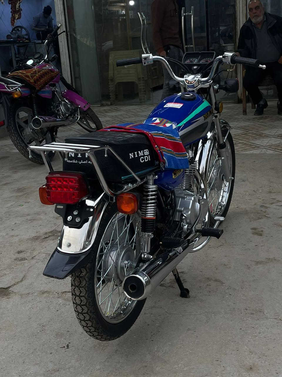 سلام عليكم نامة امتياز 2026 دراجة تخبل ثاني تبديلة دهن طالعة من معرض السلامي مكفولة كفالة عامة بيهة صالنصة ام نجمة اصلية وبعد معروف مجمع السلامي سعر 775 وليصير لوتي يسمع حجي مو حلو ***********
