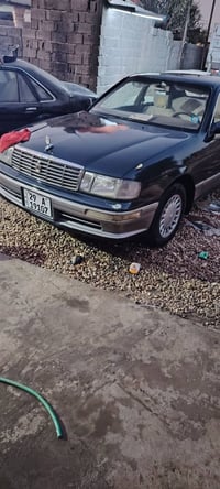 موديل ١٩٩٣ • رقم واسط • محرك مكفول