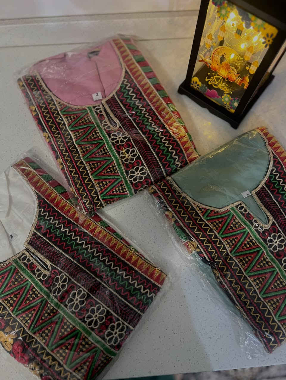 شلحة رمضانية متوفرة بالالوان ( ابيض، وردي،فستقي )بسعر 15 الف.     🌙⭐️


**إذا كنت صاحب هذا الإعلان وتريد حذفه لأي سبب، رجاءا أرسل رسالة إلى الدعم الفني**