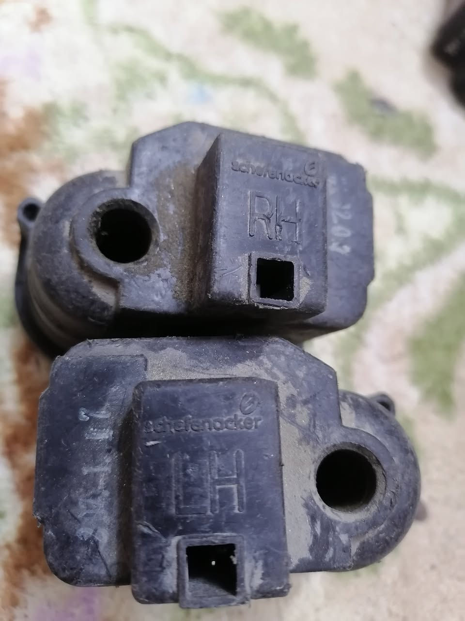 متوفر ماطور شفط وماطور وقاعده جامه مريا كيا كارنز ١٤ لحد١٩ اصلي تفصيخ حاويه بسعر مناسب جدآ لاتبدا دشلي ولا تروح للمصلحة تگدر تبدلهن بأيدك سعر القطه ١٠ الاف فقط واذا جمله او احد يشتغل بيهن على باب الله عندي كميه سعرهن يختلف للتواصل واتس ساب ***********
