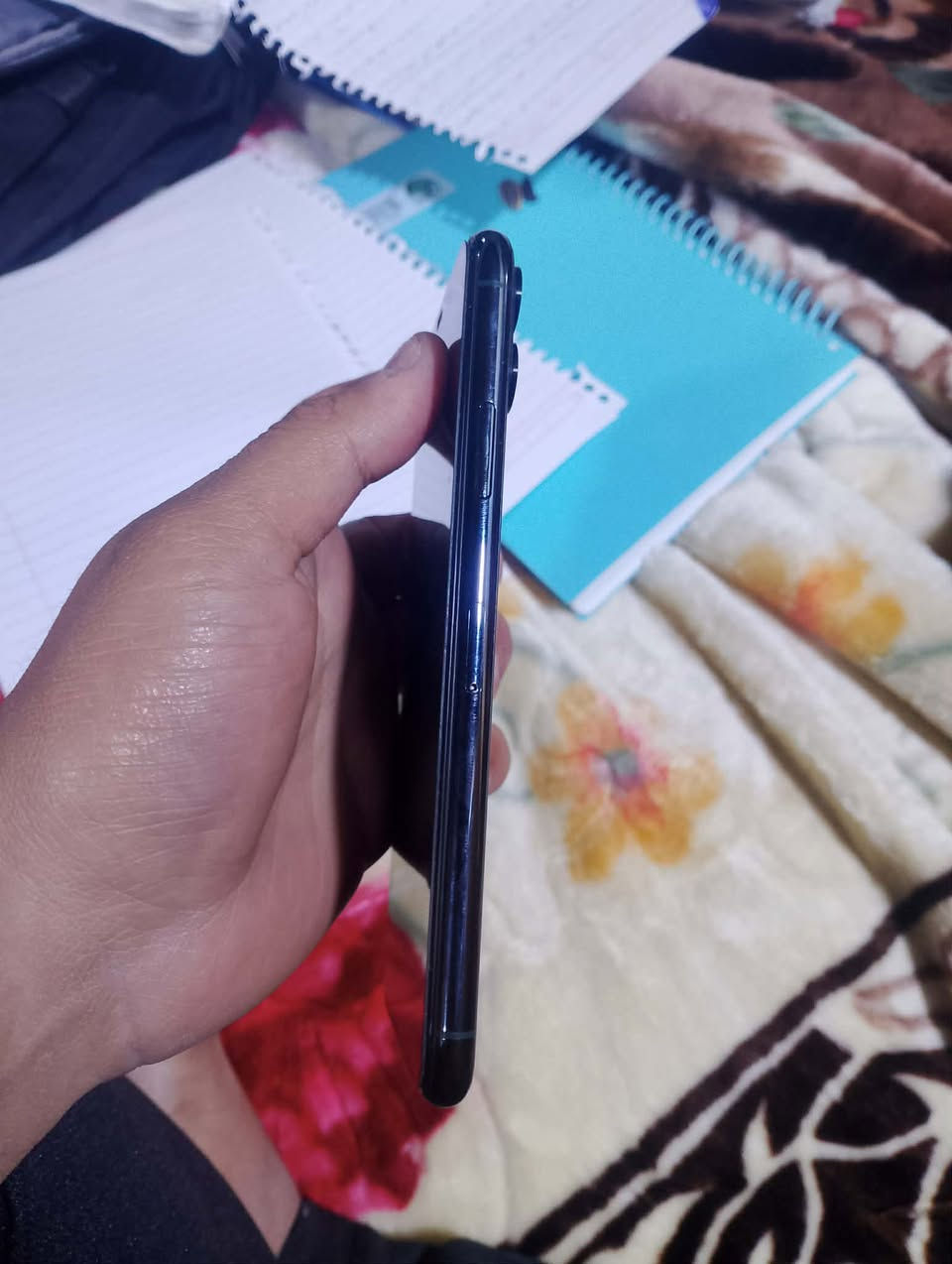 سلام عليكم
ايفون 11برو ماكس🚀
مبايل مبدل شاشه مال تفصيخ ثلاث خيارت🚀 
فيس ايدي شغال🚀 
بطاريه75مامبدله 🚀
دبل سيمكارد 🚀
 ذاكره64🚀
مكاني موصل جانب الايسر 🚀
سعر خاص 🚀
متواجد ماسنجر وتساب🚀
***********🚀
