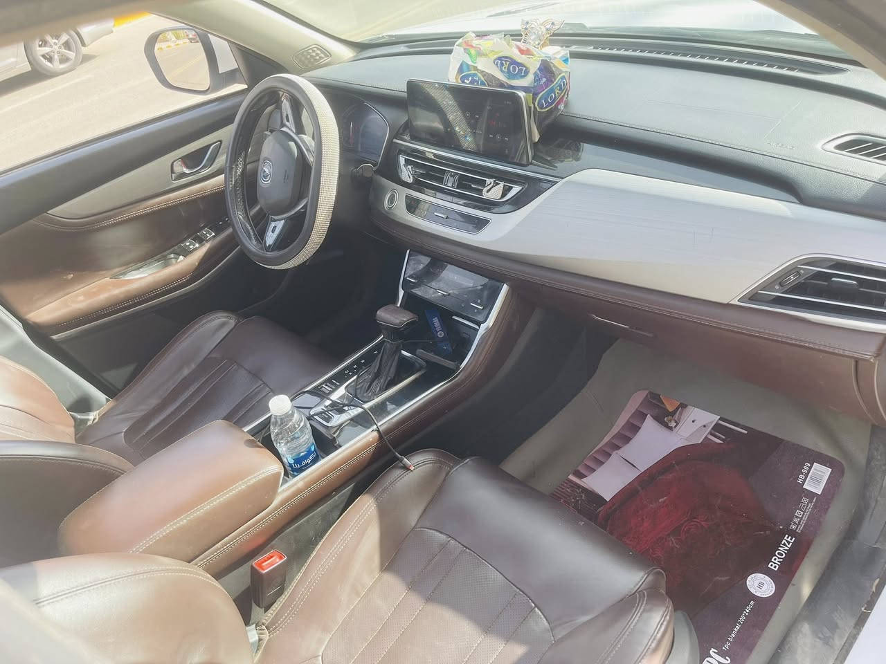 سلام عليكم شانجان s752019
للبيع موصفات السياره فول بنوراما شاشه بصمه ويل كب تحكم ستيران مري شفط  جلد.  السعر 15 مليون بيه مجال  صور سونار   بل منشور  مكان الكريعات  الرقم***********
