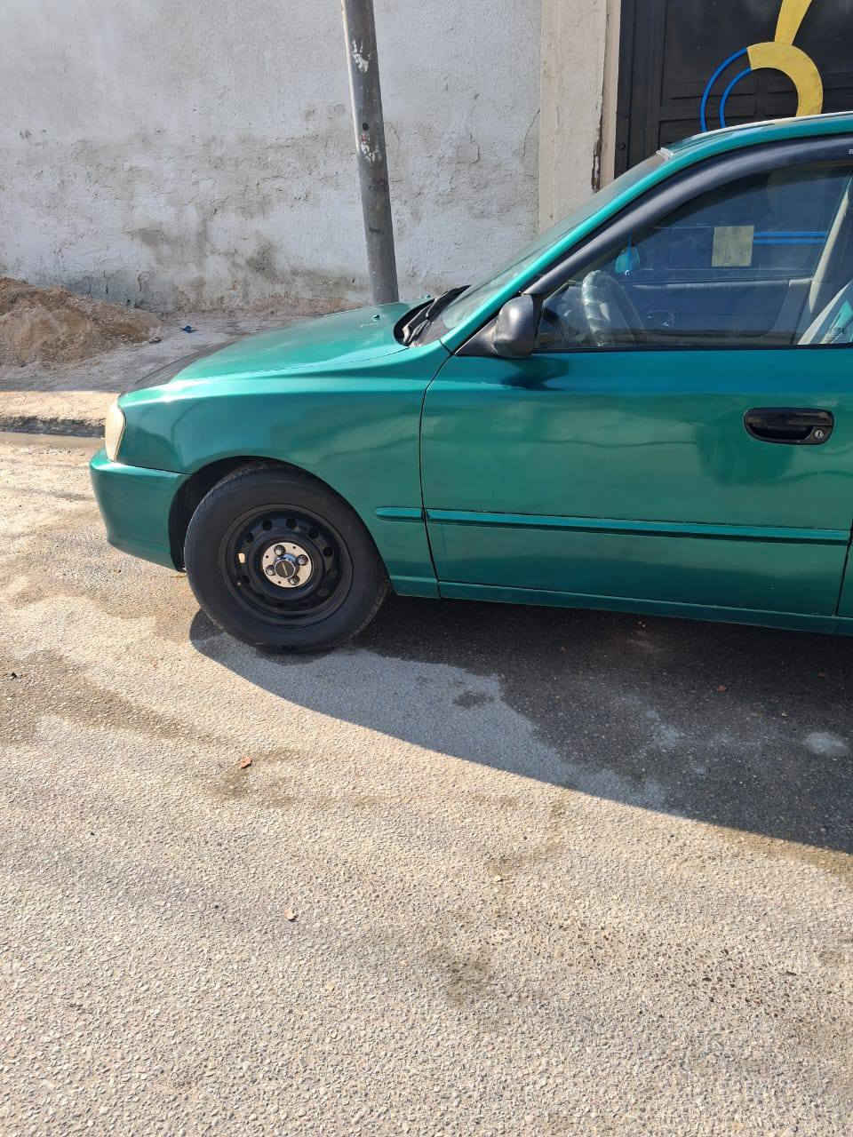 اكسنت هونداي  ٢٠٠١  بسمي السعر ٤١ وبيها مجال لشراي للستفسار *********** المكان كربلاء
