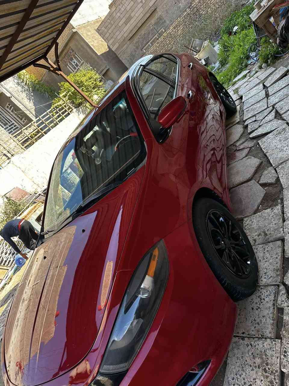 السلام عليكم ورحمة الله وبركاته للبيع فقط دوج دارت 2016 GT فول موصفات رقم بغداد بسمي حادث بنيد وجامغ فقط لا لغد ولا شاصي شرط الفحص نقص تبريد والباقي كله شغال كير ومكينه خير من الله بلادي وكل شي موضح بالصور والفديو السعر 95 ورقه وبيها مجال 
مكاني بابل / الحله / مركز المدينه رقم تليفون 📱 ***********
