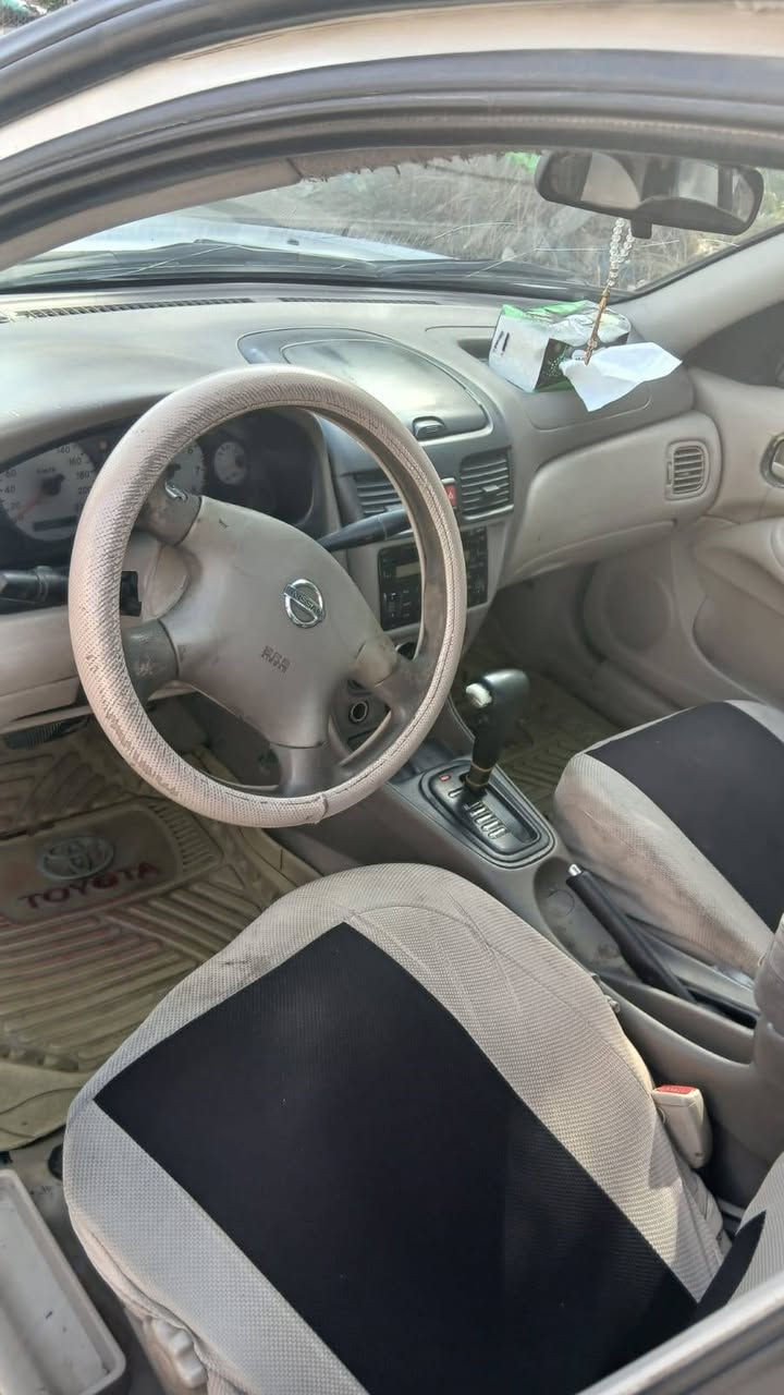 السلام وعليكم نيسان سنّي موديل ٢٠١٠ ياباني
رقم بغداد ألماني
محرك قبق اسود
بيها باب السايق مبدل 
العنوان بغداد الكاظمية
رقم *********** بي واتساب
السعر ٨٠
