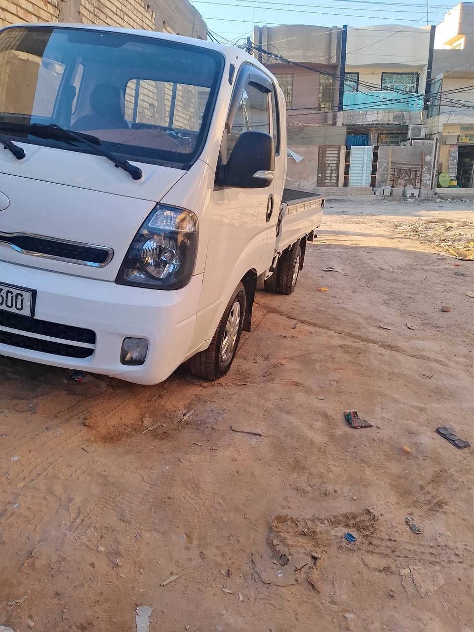 السلام عليكم كيا حمل للبيع 2019 رقم بغداد انكليزي محرك2700 مكفوله بسمي سنويه ل2030 عنوان بغداد م الصدر جوادر السعر اتصل ***********
