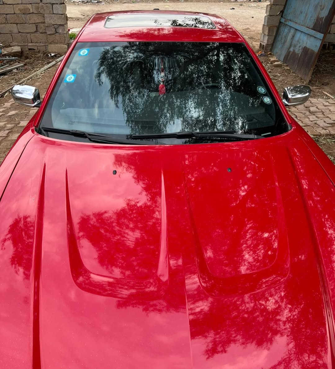 السلام عليكم 
دوج تشارجر 2013
فول مواصفات فتحه بانورما 
تدفئه 
تبريد ويا التشغيل 
السياره حلوة وجاهزه 
استعمال شخصي اني طالب جامعه 
السياره ما بيها صبغ اي قطعه 
حادثها فقط دعاميه ورا وكدام
مكاني بغداد حسينيه الراشديه 
السعر ١٦٥ وبيها مجال 
وبيها طخه موضحه بالصوره 
و السونار مرفوق ويا الصور 
رقم الهاتف ‭٠٧٧١ ٦٠٣ ٥٩٣٠‬
بس بيها هيج ترميل موضح بالصوره
