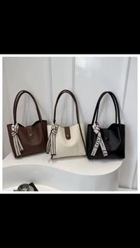 توت باك كيوت • ٢٨×٣٨سم • جودة عالية