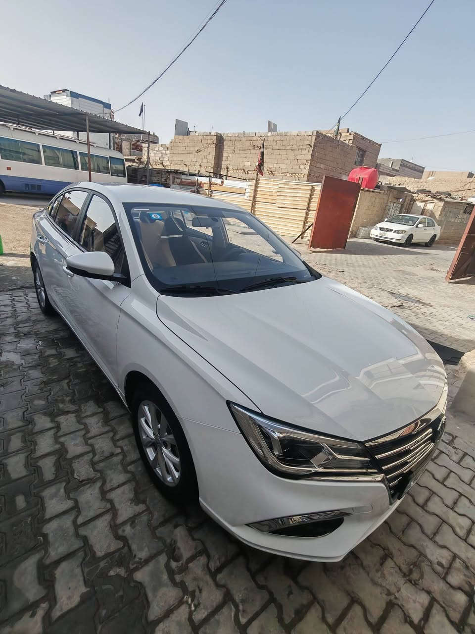 سيارة Mg
كفالة عامة 
عنوان البصرة
للتواصل ***********
