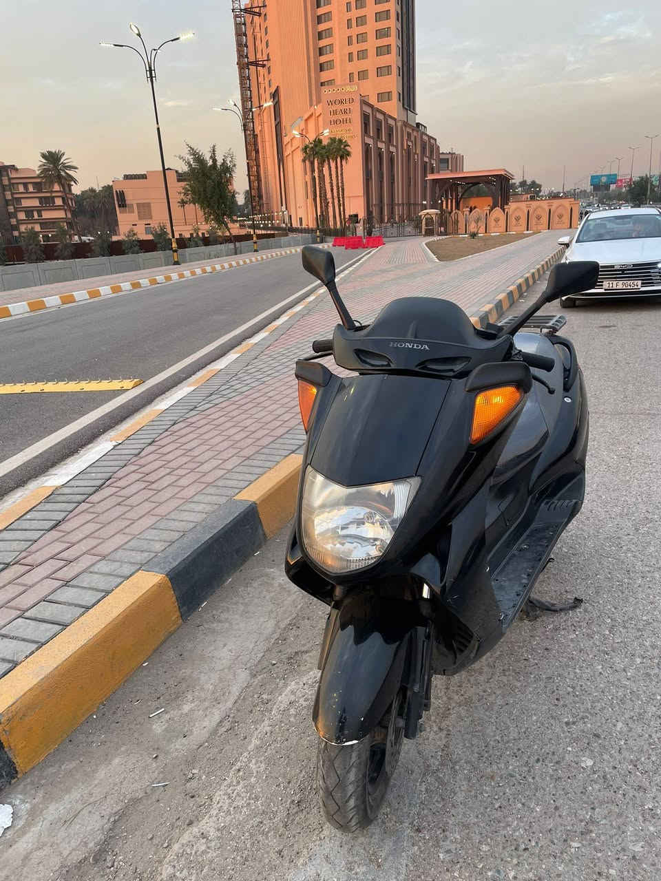 دراجه فور سايد الدراجه رمبه هيتر مسكات يد كهربائيات كلها جديده الدراجه مفوله من كلشي تخم تأيرات جديد لمست سلف #السعر #مليون *********** بيها مجال لشراي
