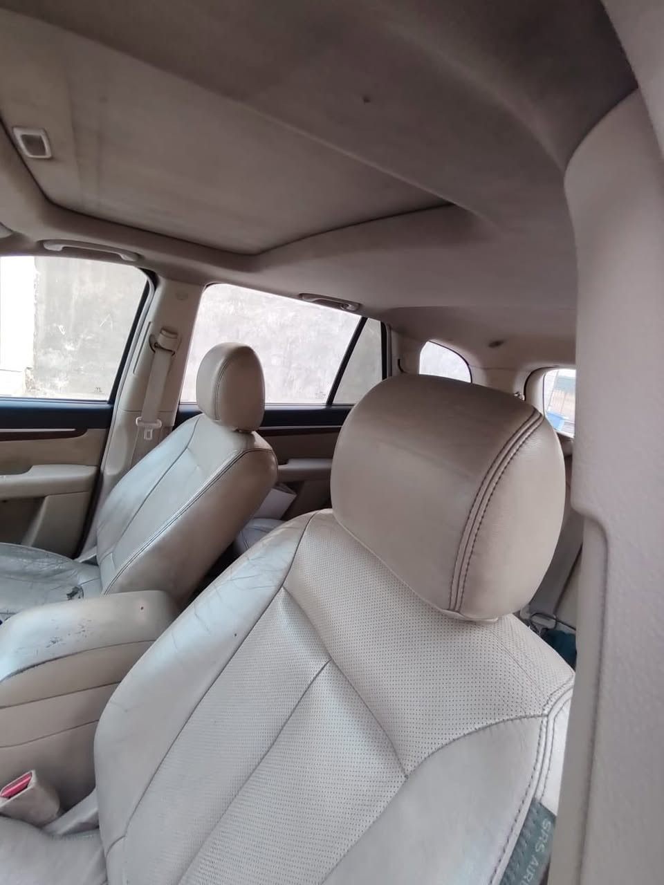 سلام عليكم اخوان سنتافي البيع فول موصفات فتحه كشنات كهرباء شاشه فول سياره جديده سياره امريكي صبغ جاملغ الخلفي 7ركب السعر 123التواصل رقم ***********
حجي حسن
