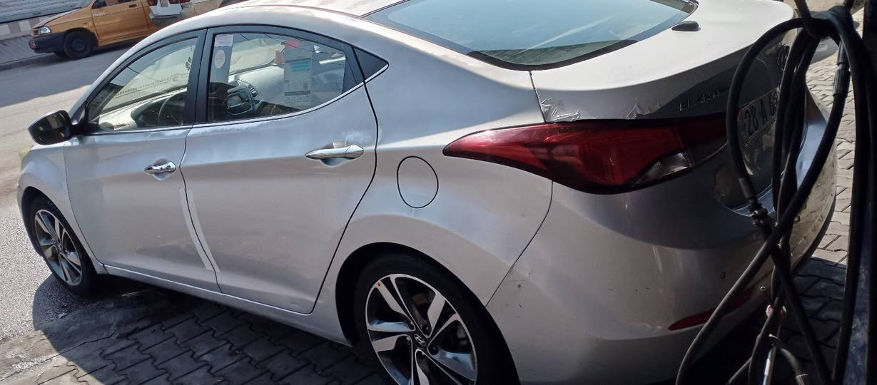 اسلام عليكم النتره 2016 مكفوله من الضربه والتبديل والصبغ مكينه كير جدد رقم نجف السعر 110 مكان نجف مراوس حسب القناعه استفسار ***********
