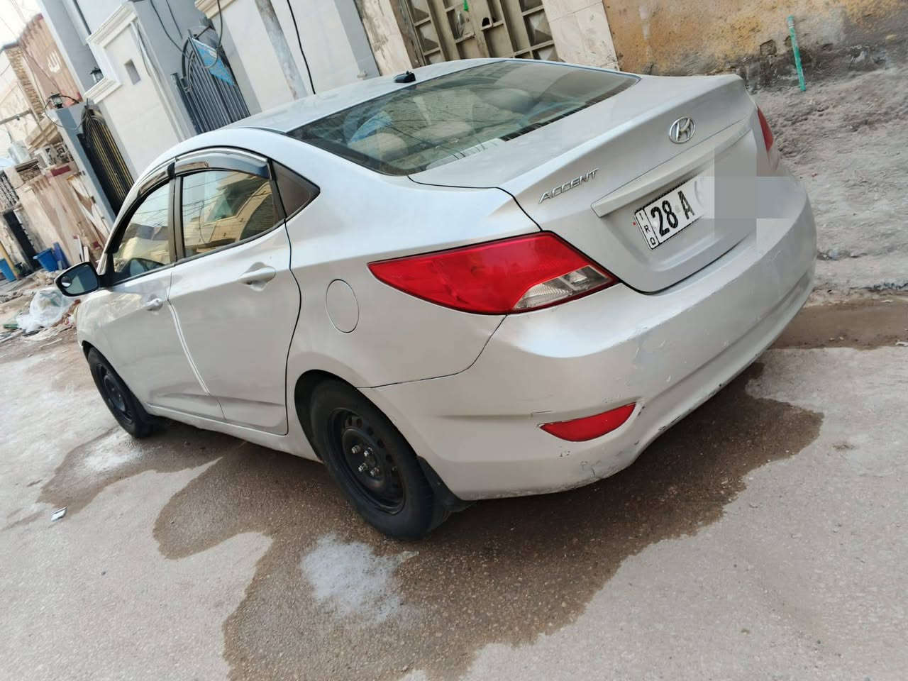 السلام عليكم عندي سياره للبيع النوع اكسنت مديل 2016 امريكي محرك وكير تبريد تمام رقم نجف بيه صبغ اقل الحزام بيع او مراوس السعر 80رقم الهاتف *********** مكان السياره النجف النجف, العراق
