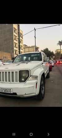 جيب لبرتي 2008limited فولل فتحة  ABs مانع تزحلق   مثبت سرعه  لون ابيض ...