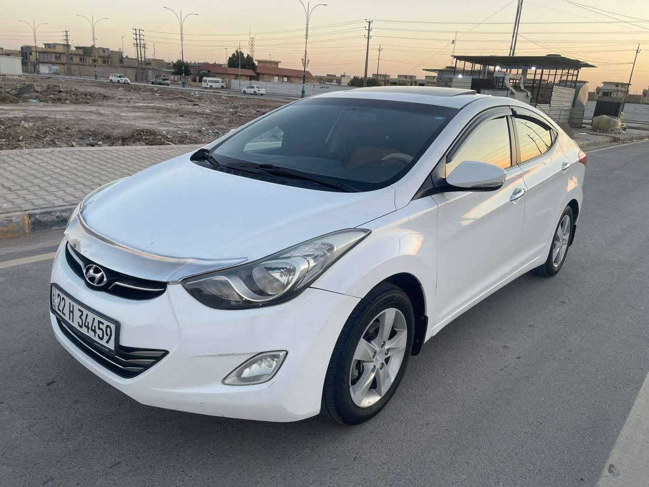 السلام عليكم 

النترا للبيع 

موديل 2014 خليجي

السعر 114 وبيها مجال 

***********

فول مواصفات واحد على واحد
السياره بيه 3 قطع فقط صبغ 

تخم تاير 
باتري جديد
محرك 2000 دوش 
فتحه
تحكم مري 
تحكم استيرن 
شاشا
كامره 
بلاتوث 
اوكس
وهواي مواصفات بعد

شراي اتصال فقط 

رقم اربيل تحويل ثاني يوم 

مكاني واسط مركز المحافظه

***********
