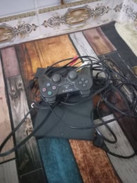 شباب بيع مستعجل جدامك نضيف وكلشي ما بي مهكر بي اكثر من ١٥ لعبه السعر 4...