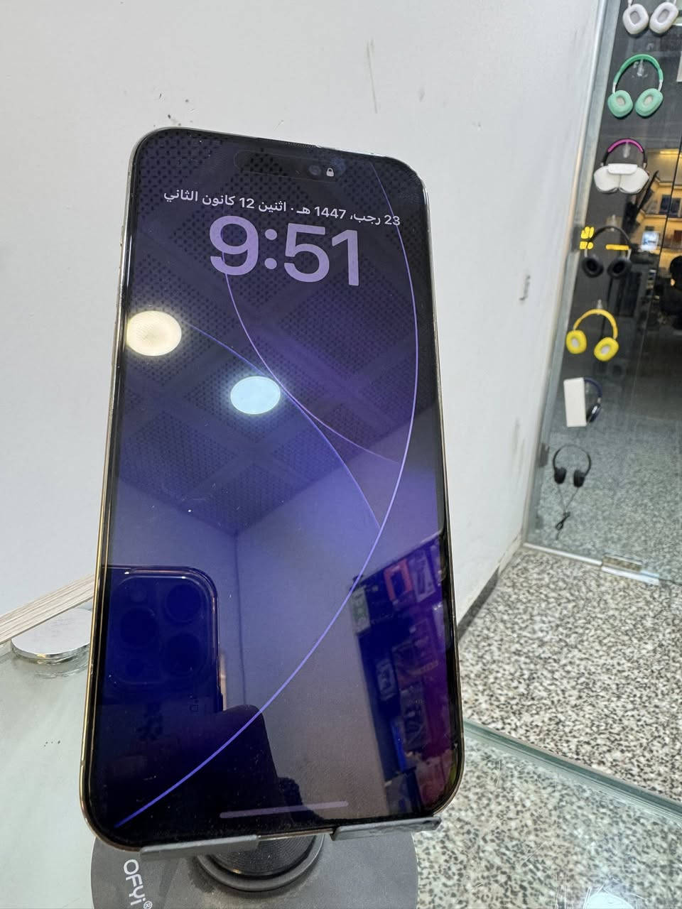 سلام عليكم ايفون 14 برو ماكس للبيع او مراوس الجهز مستبدل بطارية اوضهر  فقط الباقي مكفول السعر 700 كارتونة مكاني الحسينية الرقم ***********
