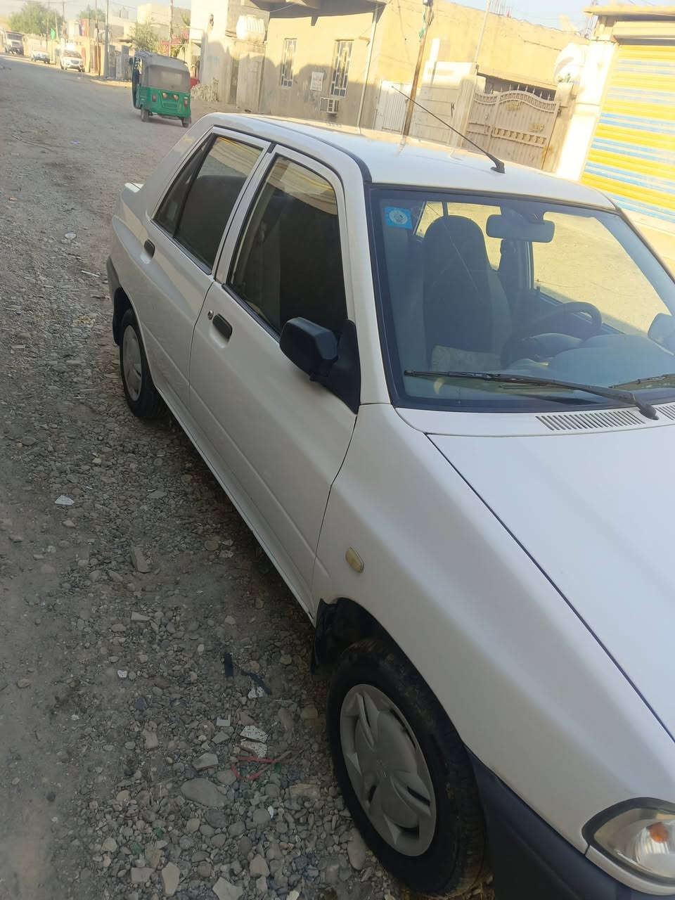 سايبه خصوصي موديل 23 ماشيه 84 الف سياره خير من الله اسلمها مصفره سعر 63 ورقه  وبيها مجال تبريد وتفئه شغال هاذا رقم بي وتساب *********** بس بيها خيط بخار مكاني بغداد حي البتول
