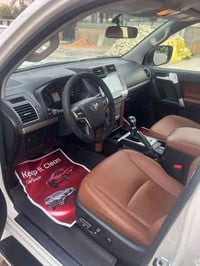 من رخصه مدير لكروب  برادو سبعينيات    موديل 22 ماشيه 14 اخت الزيرو الس...