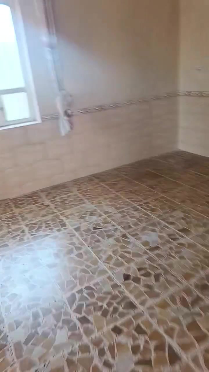 يوجد هذا البيت للأيجار***********
