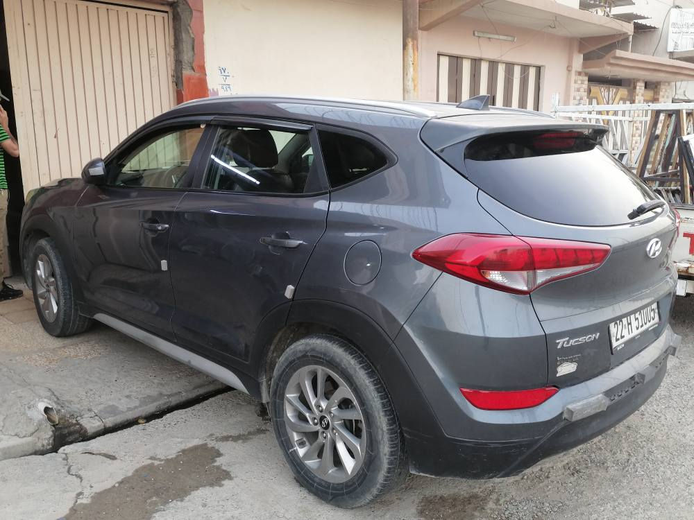 سيارة توكسن موديل 18 شرعي موصل 
نظام تشخيص العطل عن طريق الشاشة 
ضرر الدعاميه فقط 
لايوجود صبغ 
تبريد قطعتين 
نفس الكود سيارة كامل 
محرك-كير غير مفتوح 
للسعر  والاستفسار اتصال ***********
***********
