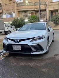 كامري 2022خليجي SAS كشنات جلد وتحكم كهربائي   نظام سماعات Jbl  وشاشه ك...