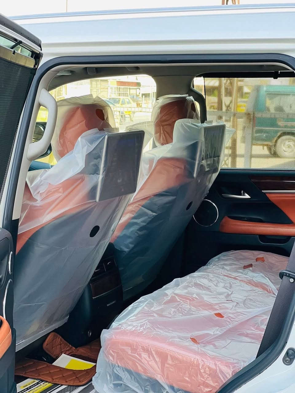 سلام عليكم لبيع لكزز موديل 2018 بريم اصل 

فول مواصفات معروفه مواصفات الكزز 
 رقم بغداد بسمي تحويل مباشر 

العنوان تقاطع نهروان بنفس التقاطع 
الستفسار ‭***********
