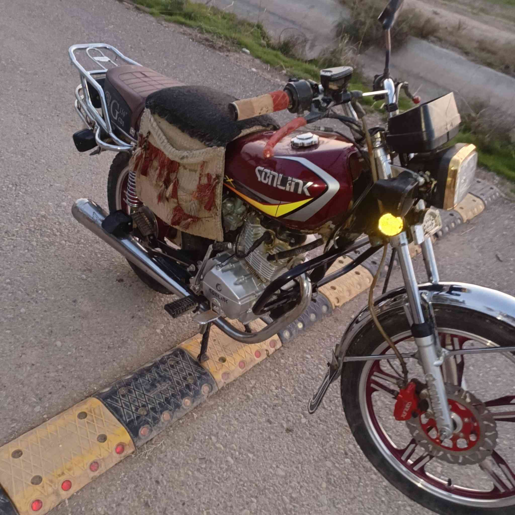 دراجه شيفان موديل 23 للبيع مكان ديالى بلدروز ورقه واحد مفتوح بيه مقفول السعر رقم***********
