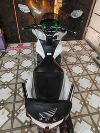 pcx جيل 3 2019 الدراجة نضيفة و بيها تدفئة ب اليدات و حساس ب الازدحام و...