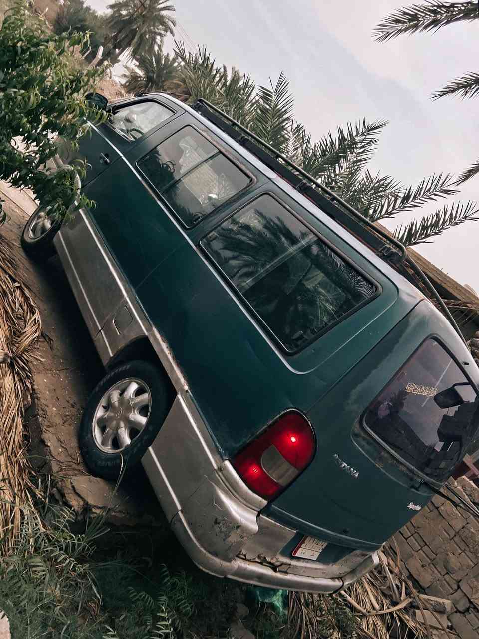 موديل 96 مكينه كير خير من الله جسور وگاعيه نضيفات تخم تاير جديد السيارة بلادية سنويه ساقطه عليه مرور تريد وراك تريد وراي مصفره هيئه مكاني حله سعر 48 موجود خاص *********** اذا شراي تشلع عيوني اذا مو شراي لا تعبني
