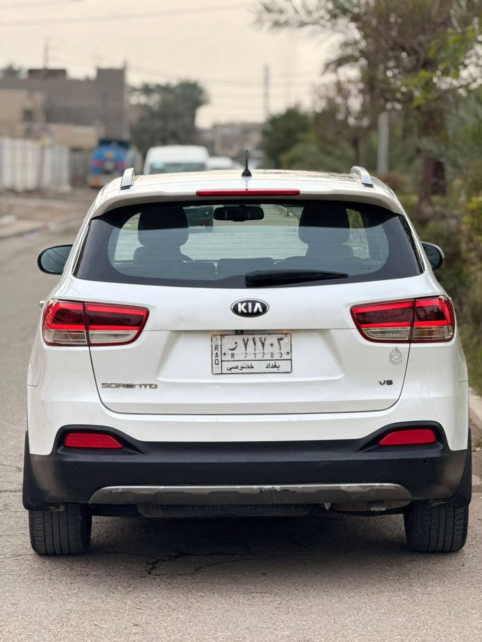 للبيع سورنتو 2015 خليجي نوع   AWD
السعر    205.      ومجاله كلش بسيط اتصال 
  مكان. بغداد.   رقم.    ***********
فول سيارة. الخير. واحد 1️⃣. واحد 
محرك ٦ سلندر ٧ راكب  كير محرك مكفول
بصمه ابو آب صندوق كشنات. جلد  ماشية 118
السياره مكفوله من الصبغ والتبديل ول حادث
بنرامة كشنات. حار بارد. مرايات شفط ويل كروم
حساس خلفي امامي مرايات شفط شاير مري 
لد مامي خلفي بردات ابواب شاشا كأمر دوارة
تحكم ربع جهات  فوريل. مانع نزلاغ رادار جانبي 
يدات نيكل   زراك. لايت. علامة دوسة ضوية
