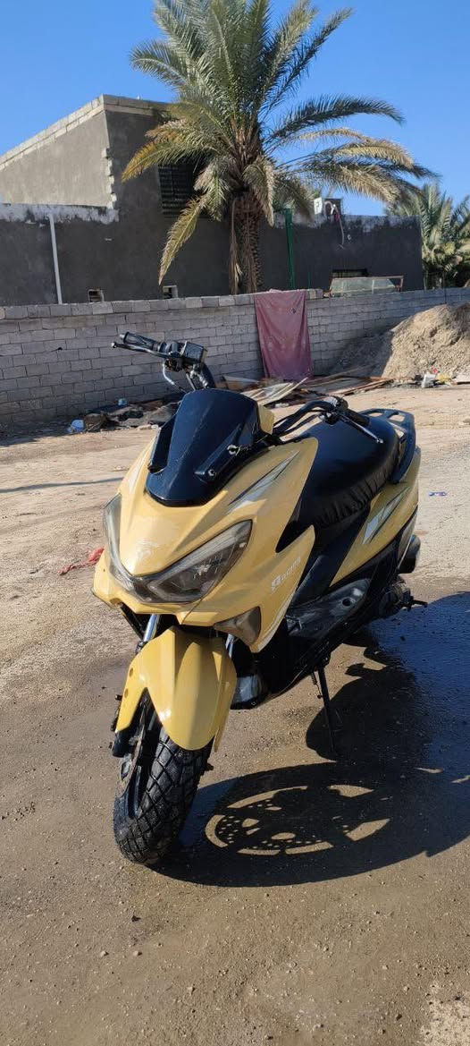 السلام عليكم دراجة سكنس للبيع
السعر 350  شرط تفحص قبل لاتاخذ
مكاني المجد رقمي 
***********
