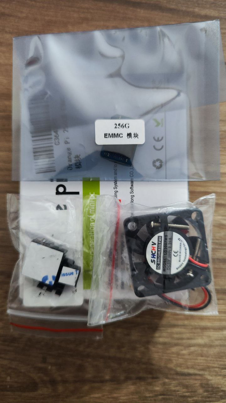 السلام عليكم

متوفر قطعتين Mini Pc

جOrange Pi Zero 3 / 1GB

جOrange Pi 3B / 8GB

ذاكرة تخزين 256GB


**إذا كنت صاحب هذا الإعلان وتريد حذفه لأي سبب، رجاءا أرسل رسالة إلى الدعم الفني**