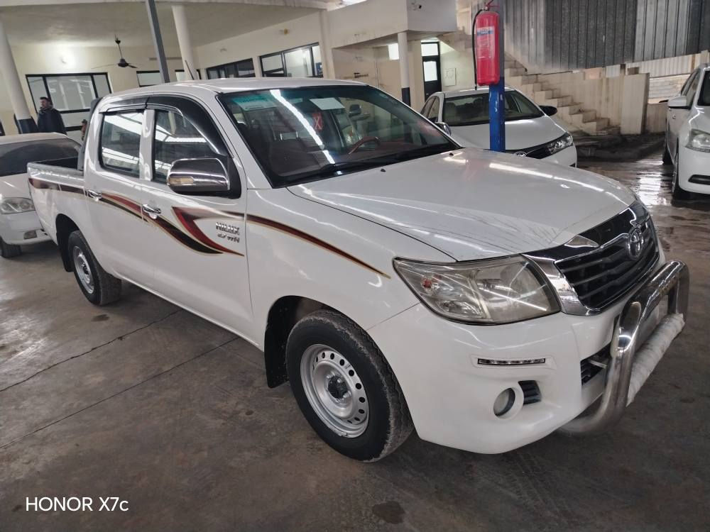 تويوتابيكاب موديل ٢٠١٤ زؤر خاوينة هيجي نية بةس ساردةكوتي هةية مةكينة كير تةبريدشانصي بةشةرت سةنةوي نويية ٢٠٣٠ شوين قةزاي خةبات *********** أربيل, العراق
