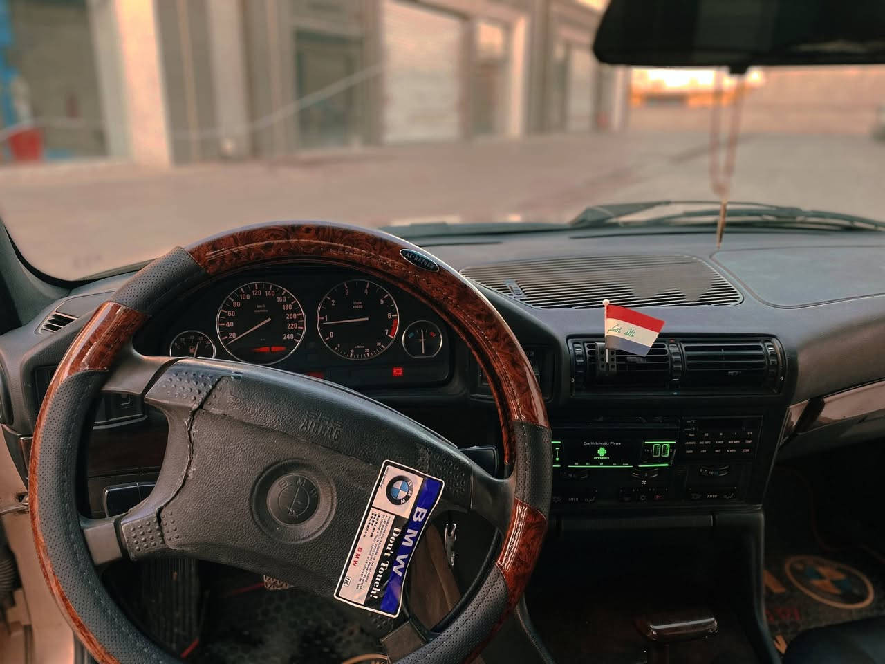 BMWحجم520 أصل
اللون أصفر ذهبي وارد ياباني 
كزوز رياضي 

السياره صبغ حزام فقط بدون ظرر بيها طخه زغيره بجاملغ الامامي 

مرايات منفصل وكهربائي 

شرط التبريد ثلج 

موديل 91

داخل جلد وصاجات ودبل إيربگ ودبل چكمچه

ويل شنايزر توسايز اصلي 

مظخم صوت بلصندوك +لايت زينول 

السياره كلها شرط من مكينه وگير وطخم امامي و خلفي 

الگير سبع نمر ويه البگ ورون ناصي تخبل بلمعدل 

السعر 58 وبيها مجال مال جيتك 

الخاص مفتوح 

***********

***********
