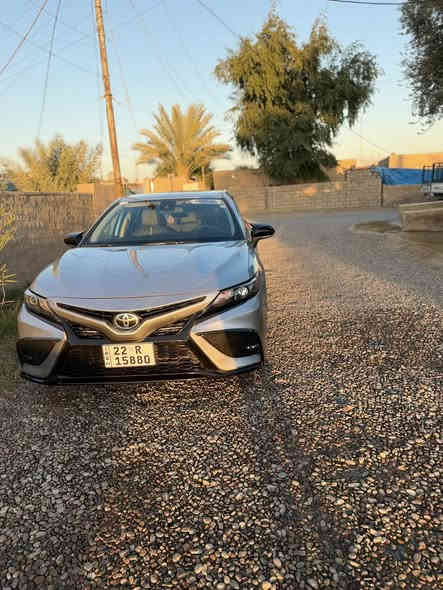 السلام عليكم كامري موديل ٢٣.للبيع ماشيه ٣٧كيلو حادث فقط جاملغ سكن ومبدل بدون تعديل وبيها رصعه بالجنطه اسفل الرقم 
السعر ٢٢٦ تواصل ع رقم ***********
