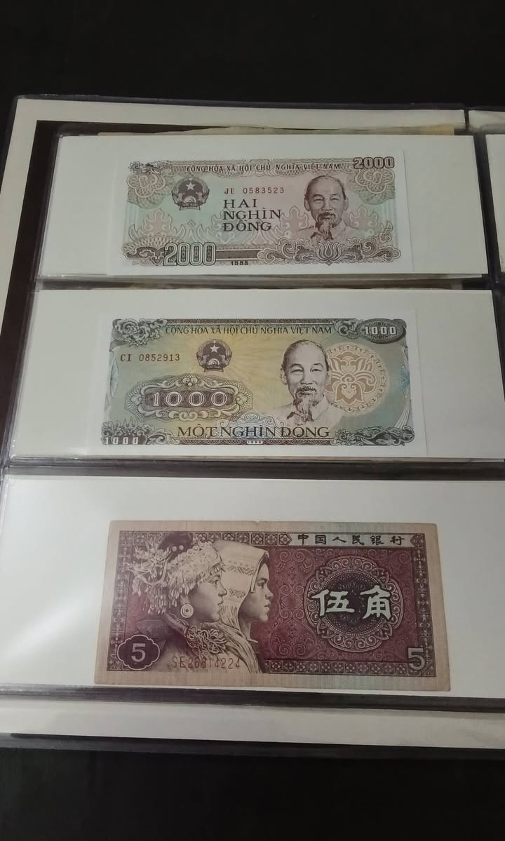 البوم جديد للعملات يسع ٦٠ عمله يحتوي ٣٠ عمله انسر وغير انسر السعر ٢٥،٠٠٠ دينار


**إذا كنت صاحب هذا الإعلان وتريد حذفه لأي سبب، رجاءا أرسل رسالة إلى الدعم الفني**