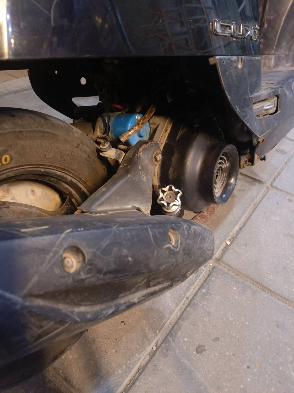 السلام عليكم ماكس بوليسي دراجه نظيفه محرك ناعم كلش اخرس سلف هندر كهربائيات شغاله نقص حوظ مال جنطه وشوته رايدهه 450 وبيهه مجال مكاني شارع حيفا ***********
