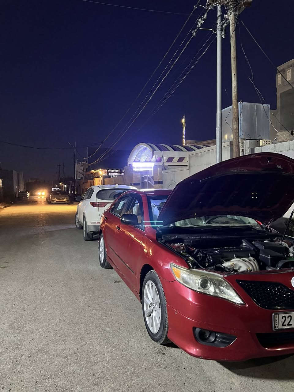 سلام عليكم كامري موديل 2009 رقم اربيل بسمي بيه قطعتين
***********
