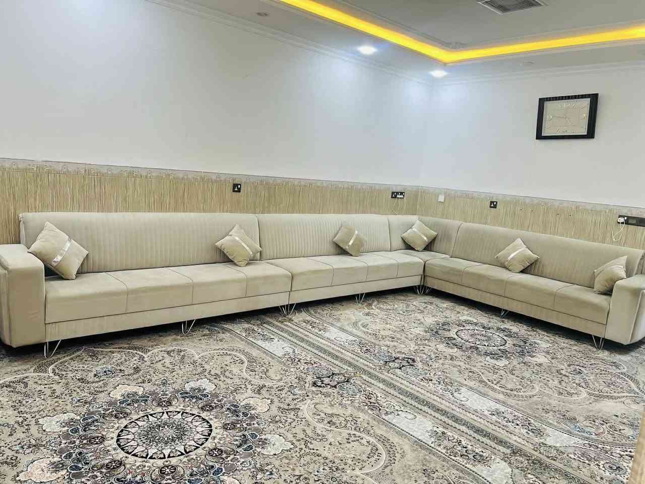 بۆ فرۆشتن زۆر تازەیە ماوەی کەمە دروس کریاوە ملیۆنی پیدریاوە ئەیدەین ٤٥٠کەمیک مجال تەبلەیشی لەگەلە ١٠نفری بۆ قیاسی ٨مترە


**إذا كنت صاحب هذا الإعلان وتريد حذفه لأي سبب، رجاءا أرسل رسالة إلى الدعم الفني**