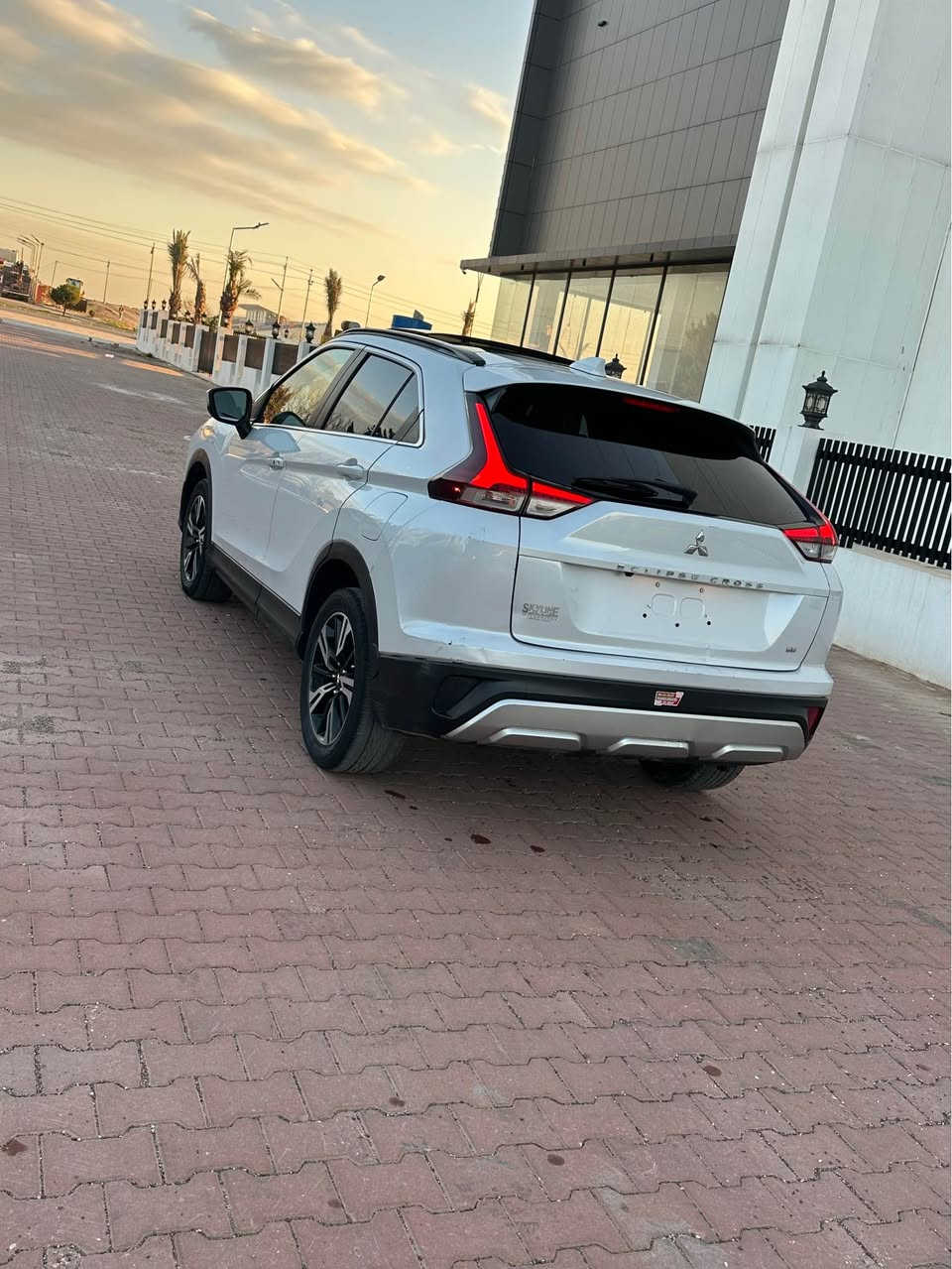 مسبوشي يكليبس ٢٠٢٣ فول 
سعر ١٥٤
تيل ***********
سياره جاملغ بوونت سبووخ بي داخلي شرته هه موو شتي بيلاده 
مواصفات فول بانوراما بسمه و بريك بسمه و شاشه و كوشنات جلدوو كهرباي كوشن ساروو گه رم لايتات ليتوو زينون فول ويل كروم دبل اكسل 
مواصفات فوف فوله زماره كاتي سي مانگي له گه له
سعر ١٥٤
تيل *********** عنوان ئاكرئ اكر, نينوى
